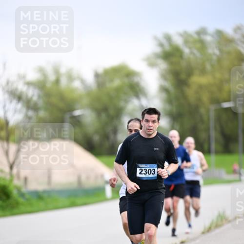 07.04.2024 - 43. Internationalen Wilhelmsburger Insellauf Dr. Thomas Lammeyer http://msf.ph/oto/6046414 07.04.2024 11:07:09 Laufen 2303 meine-sportfotos.de