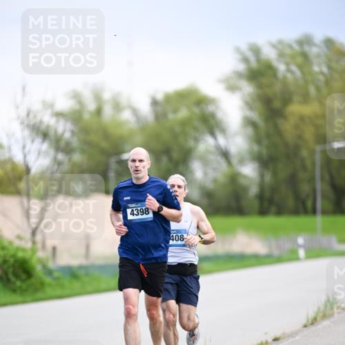 07.04.2024 - 43. Internationalen Wilhelmsburger Insellauf Dr. Thomas Lammeyer http://msf.ph/oto/6046442 07.04.2024 11:07:13 Laufen 4398, 408 meine-sportfotos.de