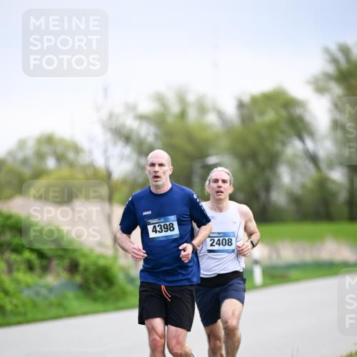 07.04.2024 - 43. Internationalen Wilhelmsburger Insellauf Dr. Thomas Lammeyer http://msf.ph/oto/6046453 07.04.2024 11:07:13 Laufen 4398, 2408 meine-sportfotos.de