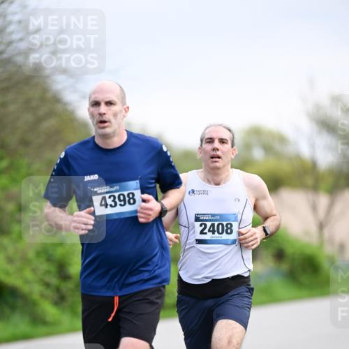 07.04.2024 - 43. Internationalen Wilhelmsburger Insellauf Dr. Thomas Lammeyer http://msf.ph/oto/6046479 07.04.2024 11:07:15 Laufen 4398, 2408 meine-sportfotos.de