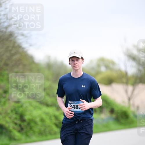 07.04.2024 - 43. Internationalen Wilhelmsburger Insellauf Dr. Thomas Lammeyer http://msf.ph/oto/6046491 07.04.2024 11:07:26 Laufen 348 meine-sportfotos.de