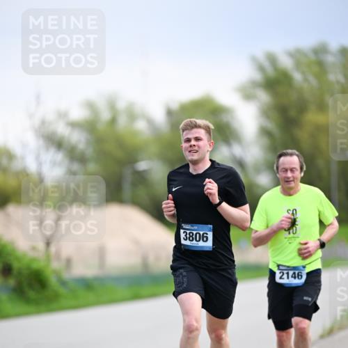 07.04.2024 - 43. Internationalen Wilhelmsburger Insellauf Dr. Thomas Lammeyer http://msf.ph/oto/6046495 07.04.2024 11:07:27 Laufen 3806, 2146, 601 meine-sportfotos.de