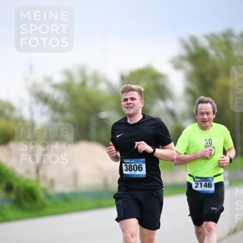 07.04.2024 - 43. Internationalen Wilhelmsburger Insellauf Dr. Thomas Lammeyer http://msf.ph/oto/6046497 07.04.2024 11:07:27 Laufen 3806, 2146 meine-sportfotos.de