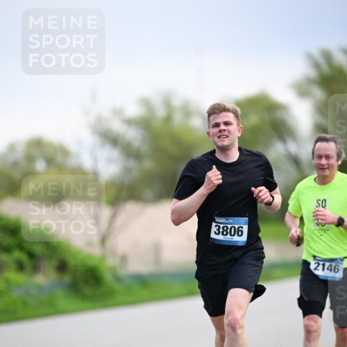 07.04.2024 - 43. Internationalen Wilhelmsburger Insellauf Dr. Thomas Lammeyer http://msf.ph/oto/6046503 07.04.2024 11:07:27 Laufen 3806, 2146 meine-sportfotos.de