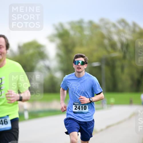 07.04.2024 - 43. Internationalen Wilhelmsburger Insellauf Dr. Thomas Lammeyer http://msf.ph/oto/6046517 07.04.2024 11:07:29 Laufen 46, 2410 meine-sportfotos.de