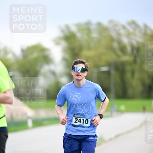 07.04.2024 - 43. Internationalen Wilhelmsburger Insellauf Dr. Thomas Lammeyer http://msf.ph/oto/6046523 07.04.2024 11:07:29 Laufen 2410 meine-sportfotos.de