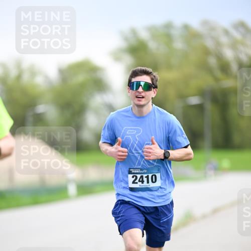 07.04.2024 - 43. Internationalen Wilhelmsburger Insellauf Dr. Thomas Lammeyer http://msf.ph/oto/6046529 07.04.2024 11:07:30 Laufen 2410 meine-sportfotos.de
