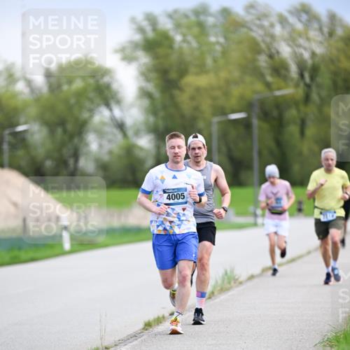 07.04.2024 - 43. Internationalen Wilhelmsburger Insellauf Dr. Thomas Lammeyer http://msf.ph/oto/6046544 07.04.2024 11:07:51 Laufen 4005 meine-sportfotos.de