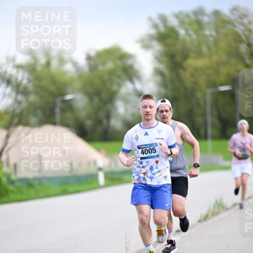 07.04.2024 - 43. Internationalen Wilhelmsburger Insellauf Dr. Thomas Lammeyer http://msf.ph/oto/6046561 07.04.2024 11:07:52 Laufen 4005 meine-sportfotos.de