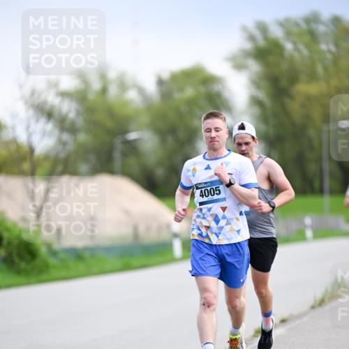 07.04.2024 - 43. Internationalen Wilhelmsburger Insellauf Dr. Thomas Lammeyer http://msf.ph/oto/6046570 07.04.2024 11:07:52 Laufen 4005 meine-sportfotos.de