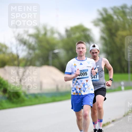 07.04.2024 - 43. Internationalen Wilhelmsburger Insellauf Dr. Thomas Lammeyer http://msf.ph/oto/6046574 07.04.2024 11:07:52 Laufen 4005, 547 meine-sportfotos.de