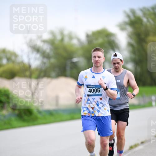 07.04.2024 - 43. Internationalen Wilhelmsburger Insellauf Dr. Thomas Lammeyer http://msf.ph/oto/6046578 07.04.2024 11:07:53 Laufen 4005 meine-sportfotos.de