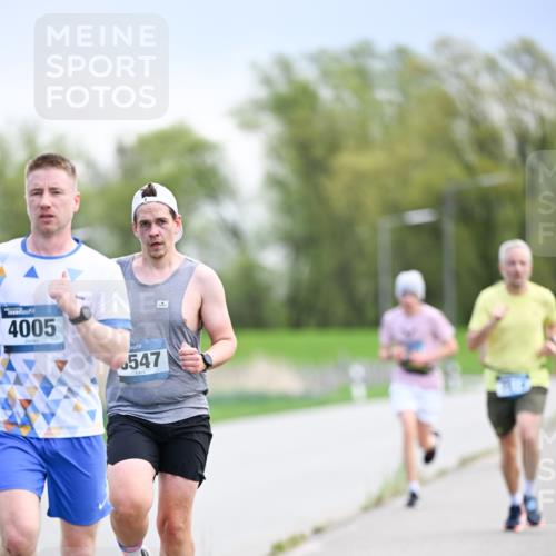 07.04.2024 - 43. Internationalen Wilhelmsburger Insellauf Dr. Thomas Lammeyer http://msf.ph/oto/6046584 07.04.2024 11:07:53 Laufen 4005, 547 meine-sportfotos.de