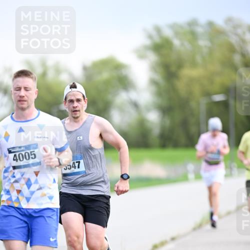 07.04.2024 - 43. Internationalen Wilhelmsburger Insellauf Dr. Thomas Lammeyer http://msf.ph/oto/6046588 07.04.2024 11:07:54 Laufen 4005, 547 meine-sportfotos.de