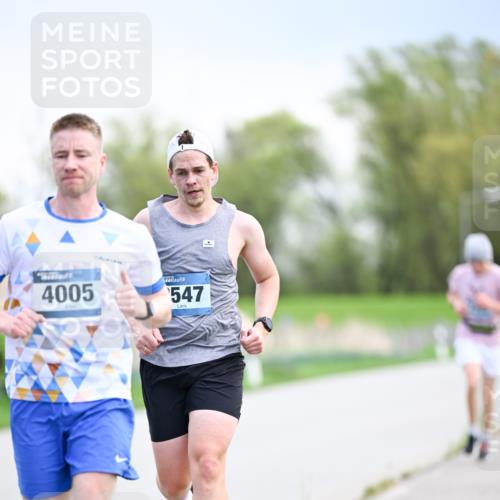 07.04.2024 - 43. Internationalen Wilhelmsburger Insellauf Dr. Thomas Lammeyer http://msf.ph/oto/6046592 07.04.2024 11:07:54 Laufen 4005, 547 meine-sportfotos.de