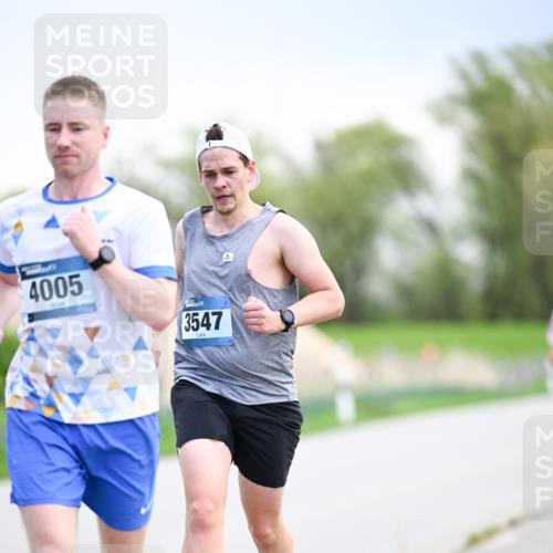 07.04.2024 - 43. Internationalen Wilhelmsburger Insellauf Dr. Thomas Lammeyer http://msf.ph/oto/6046598 07.04.2024 11:07:54 Laufen 4005, 3547 meine-sportfotos.de