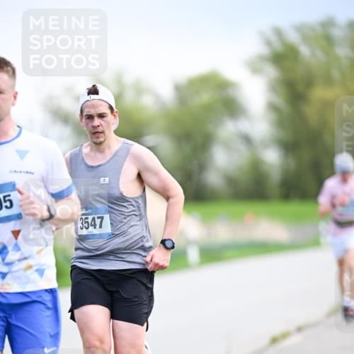 07.04.2024 - 43. Internationalen Wilhelmsburger Insellauf Dr. Thomas Lammeyer http://msf.ph/oto/6046600 07.04.2024 11:07:54 Laufen 05, 3547 meine-sportfotos.de
