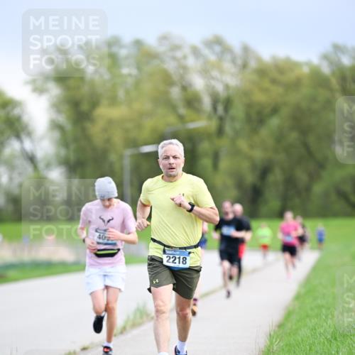 07.04.2024 - 43. Internationalen Wilhelmsburger Insellauf Dr. Thomas Lammeyer http://msf.ph/oto/6046604 07.04.2024 11:07:55 Laufen 2218 meine-sportfotos.de