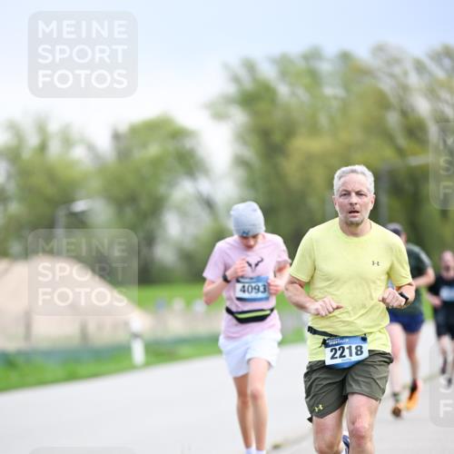 07.04.2024 - 43. Internationalen Wilhelmsburger Insellauf Dr. Thomas Lammeyer http://msf.ph/oto/6046623 07.04.2024 11:07:56 Laufen 4093, 2218 meine-sportfotos.de
