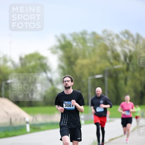 07.04.2024 - 43. Internationalen Wilhelmsburger Insellauf Dr. Thomas Lammeyer http://msf.ph/oto/6046667 07.04.2024 11:08:04 Laufen 308 meine-sportfotos.de