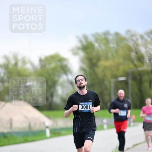 07.04.2024 - 43. Internationalen Wilhelmsburger Insellauf Dr. Thomas Lammeyer http://msf.ph/oto/6046675 07.04.2024 11:08:04 Laufen 3081 meine-sportfotos.de