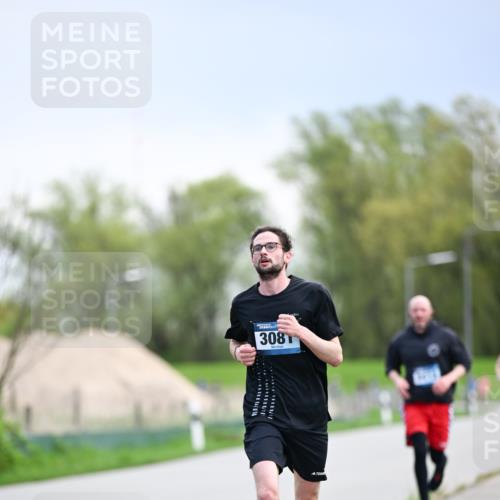 07.04.2024 - 43. Internationalen Wilhelmsburger Insellauf Dr. Thomas Lammeyer http://msf.ph/oto/6046681 07.04.2024 11:08:05 Laufen 308 meine-sportfotos.de