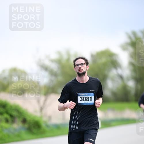 07.04.2024 - 43. Internationalen Wilhelmsburger Insellauf Dr. Thomas Lammeyer http://msf.ph/oto/6046699 07.04.2024 11:08:06 Laufen 3081 meine-sportfotos.de