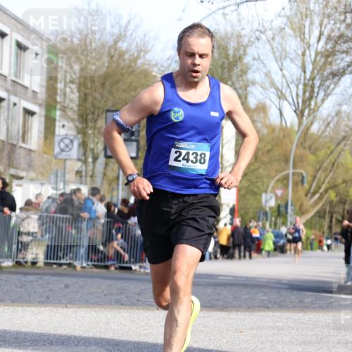 07.04.2024 - 43. Internationalen Wilhelmsburger Insellauf Strokosch-Dieckow http://msf.ph/oto/6046726 07.04.2024 11:20:57 Ziel 2438, 3950, 4359 meine-sportfotos.de