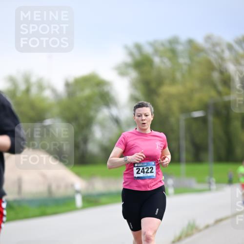 07.04.2024 - 43. Internationalen Wilhelmsburger Insellauf Dr. Thomas Lammeyer http://msf.ph/oto/6046740 07.04.2024 11:08:11 Laufen 2422 meine-sportfotos.de