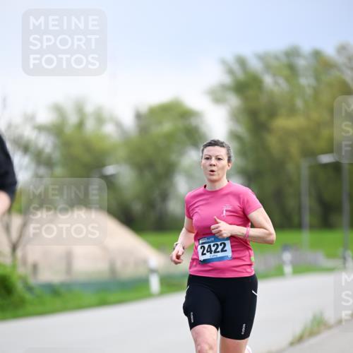 07.04.2024 - 43. Internationalen Wilhelmsburger Insellauf Dr. Thomas Lammeyer http://msf.ph/oto/6046746 07.04.2024 11:08:11 Laufen 2422 meine-sportfotos.de