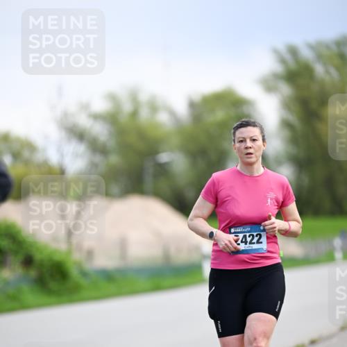 07.04.2024 - 43. Internationalen Wilhelmsburger Insellauf Dr. Thomas Lammeyer http://msf.ph/oto/6046754 07.04.2024 11:08:12 Laufen 422 meine-sportfotos.de