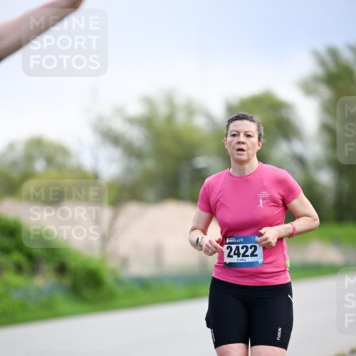 07.04.2024 - 43. Internationalen Wilhelmsburger Insellauf Dr. Thomas Lammeyer http://msf.ph/oto/6046760 07.04.2024 11:08:12 Laufen 2422 meine-sportfotos.de
