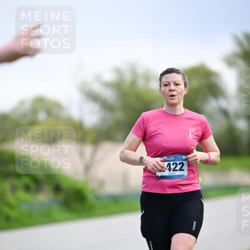 07.04.2024 - 43. Internationalen Wilhelmsburger Insellauf Dr. Thomas Lammeyer http://msf.ph/oto/6046765 07.04.2024 11:08:12 Laufen 422 meine-sportfotos.de