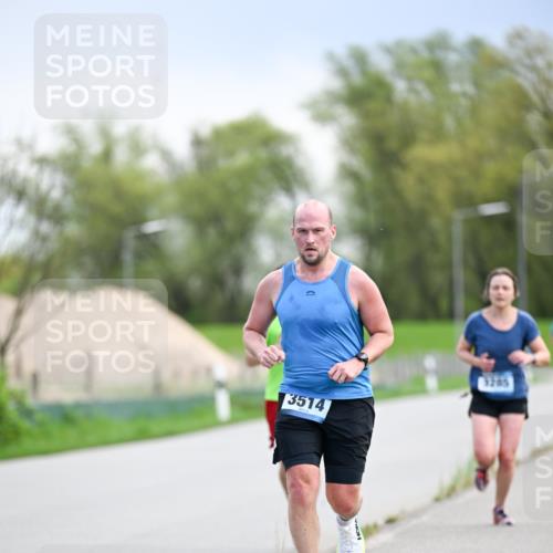 07.04.2024 - 43. Internationalen Wilhelmsburger Insellauf Dr. Thomas Lammeyer http://msf.ph/oto/6046812 07.04.2024 11:08:26 Laufen 3514, 3205 meine-sportfotos.de