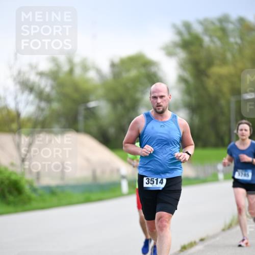 07.04.2024 - 43. Internationalen Wilhelmsburger Insellauf Dr. Thomas Lammeyer http://msf.ph/oto/6046816 07.04.2024 11:08:27 Laufen 3514, 205 meine-sportfotos.de