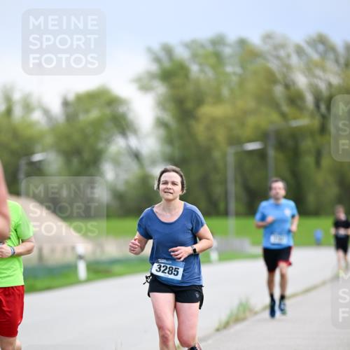 07.04.2024 - 43. Internationalen Wilhelmsburger Insellauf Dr. Thomas Lammeyer http://msf.ph/oto/6046839 07.04.2024 11:08:29 Laufen 3285 meine-sportfotos.de