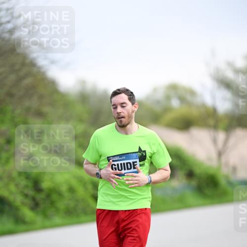 07.04.2024 - 43. Internationalen Wilhelmsburger Insellauf Dr. Thomas Lammeyer http://msf.ph/oto/6046857 07.04.2024 11:08:31 Laufen  meine-sportfotos.de