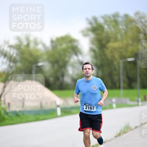 07.04.2024 - 43. Internationalen Wilhelmsburger Insellauf Dr. Thomas Lammeyer http://msf.ph/oto/6046880 07.04.2024 11:08:33 Laufen 2167 meine-sportfotos.de