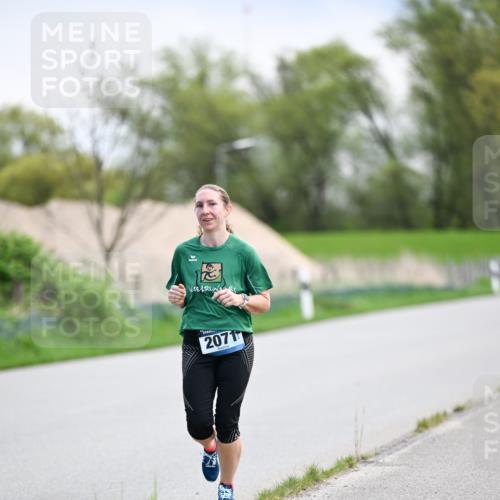 07.04.2024 - 43. Internationalen Wilhelmsburger Insellauf Dr. Thomas Lammeyer http://msf.ph/oto/6047033 07.04.2024 11:09:01 Laufen 2071 meine-sportfotos.de