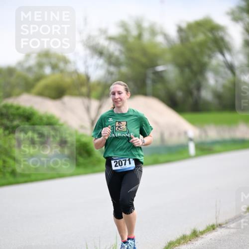 07.04.2024 - 43. Internationalen Wilhelmsburger Insellauf Dr. Thomas Lammeyer http://msf.ph/oto/6047039 07.04.2024 11:09:01 Laufen 2071 meine-sportfotos.de