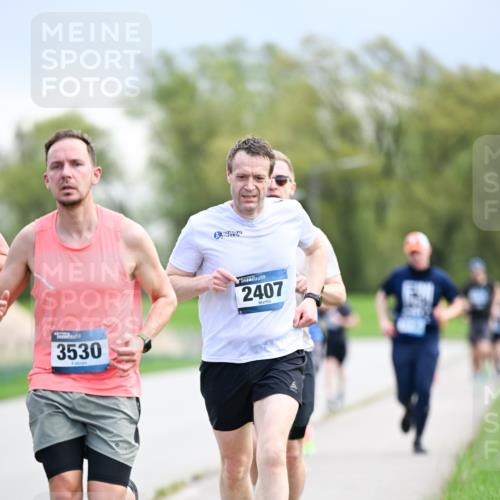 07.04.2024 - 43. Internationalen Wilhelmsburger Insellauf Dr. Thomas Lammeyer http://msf.ph/oto/6047118 07.04.2024 11:09:08 Laufen 3530, 2407 meine-sportfotos.de
