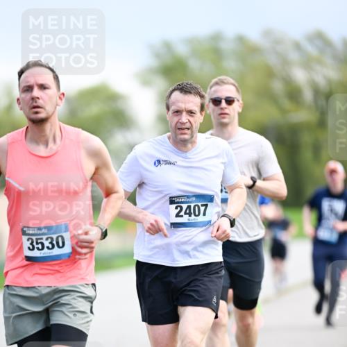 07.04.2024 - 43. Internationalen Wilhelmsburger Insellauf Dr. Thomas Lammeyer http://msf.ph/oto/6047130 07.04.2024 11:09:09 Laufen 3530, 2407 meine-sportfotos.de