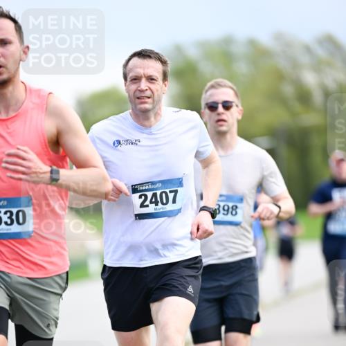 07.04.2024 - 43. Internationalen Wilhelmsburger Insellauf Dr. Thomas Lammeyer http://msf.ph/oto/6047140 07.04.2024 11:09:10 Laufen 530, 2407, 398 meine-sportfotos.de