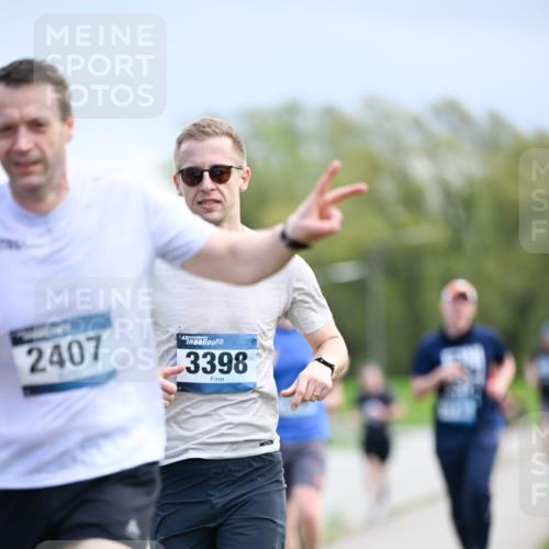 07.04.2024 - 43. Internationalen Wilhelmsburger Insellauf Dr. Thomas Lammeyer http://msf.ph/oto/6047142 07.04.2024 11:09:11 Laufen 2407, 3398 meine-sportfotos.de
