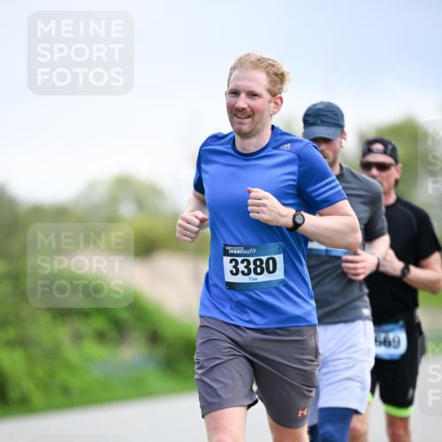 07.04.2024 - 43. Internationalen Wilhelmsburger Insellauf Dr. Thomas Lammeyer http://msf.ph/oto/6047179 07.04.2024 11:09:14 Laufen 3380, 569 meine-sportfotos.de