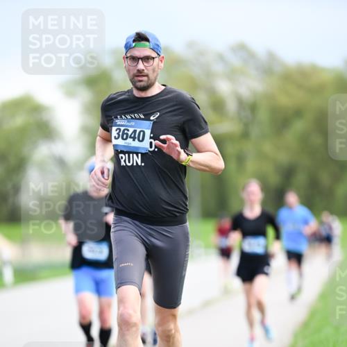 07.04.2024 - 43. Internationalen Wilhelmsburger Insellauf Dr. Thomas Lammeyer http://msf.ph/oto/6047258 07.04.2024 11:09:22 Laufen 3640 meine-sportfotos.de