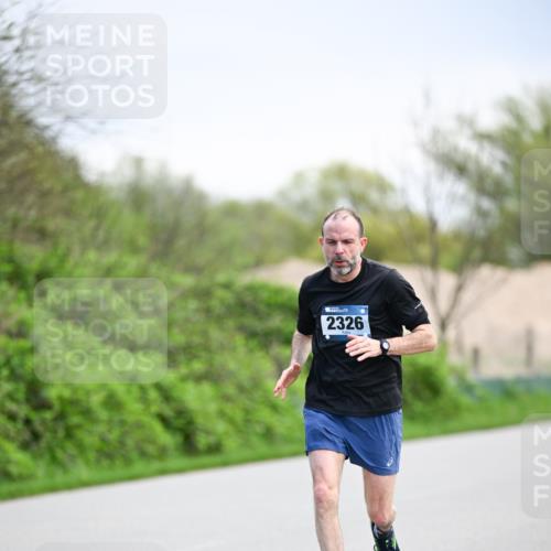 07.04.2024 - 43. Internationalen Wilhelmsburger Insellauf Dr. Thomas Lammeyer http://msf.ph/oto/6047364 07.04.2024 11:09:31 Laufen 2326 meine-sportfotos.de