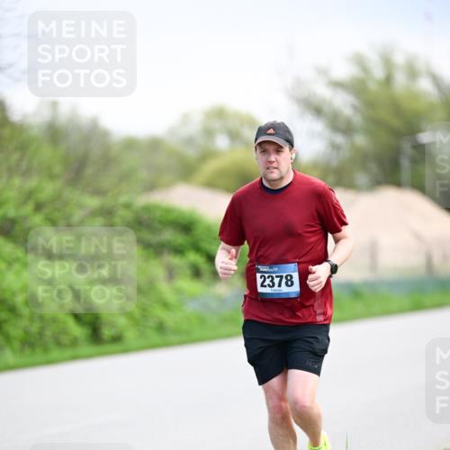 07.04.2024 - 43. Internationalen Wilhelmsburger Insellauf Dr. Thomas Lammeyer http://msf.ph/oto/6047394 07.04.2024 11:09:36 Laufen 2378 meine-sportfotos.de