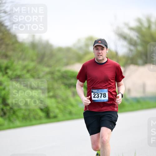 07.04.2024 - 43. Internationalen Wilhelmsburger Insellauf Dr. Thomas Lammeyer http://msf.ph/oto/6047398 07.04.2024 11:09:36 Laufen 2378 meine-sportfotos.de