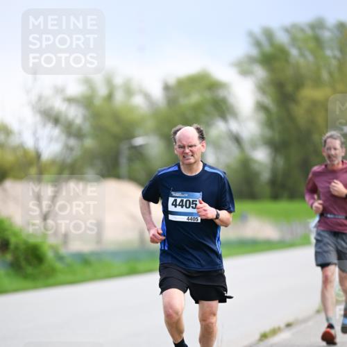 07.04.2024 - 43. Internationalen Wilhelmsburger Insellauf Dr. Thomas Lammeyer http://msf.ph/oto/6047410 07.04.2024 11:09:46 Laufen 4405, 4405 meine-sportfotos.de